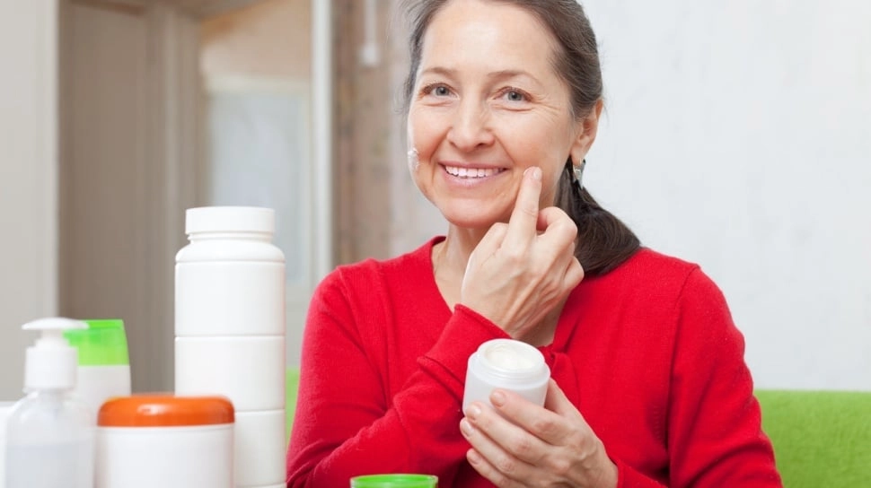 4 Moisturizer Mengandung Retinol untuk Hilangkan Kerutan di Usia 50 Tahun