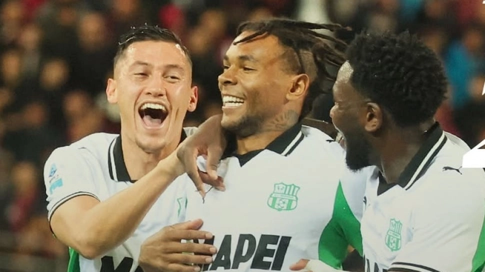 Diincar AC Milan, Jay Idzes Bersaing dengan 3 Nama Termasuk Rekan Setimnya Sendiri