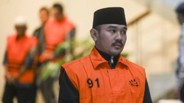 KPK Telusuri Asal Usul Land Cruiser Mewah Bupati Bekasi, Terkait Suap Ijon Proyek?