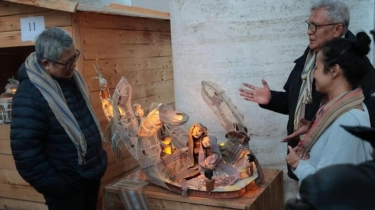 Kain, Iman, dan Harapan: Perjalanan Karya Seniman Jogja hingga Panggung Natal Vatikan