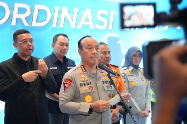Polri Berangkatkan 1.500 Personel Tambahan ke Aceh, Sumut dan Sumbar, Termasuk Tim Trauma Healing