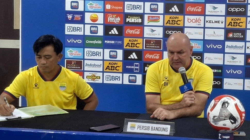 Jelang Persib vs PSM, Bojan Hodak Ingatkan Pemain Waspada Permainan Fisik Juku Eja