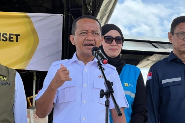 Bahlil Ungkap 35.000 Rumah di Indonesia Belum Teraliri Listrik