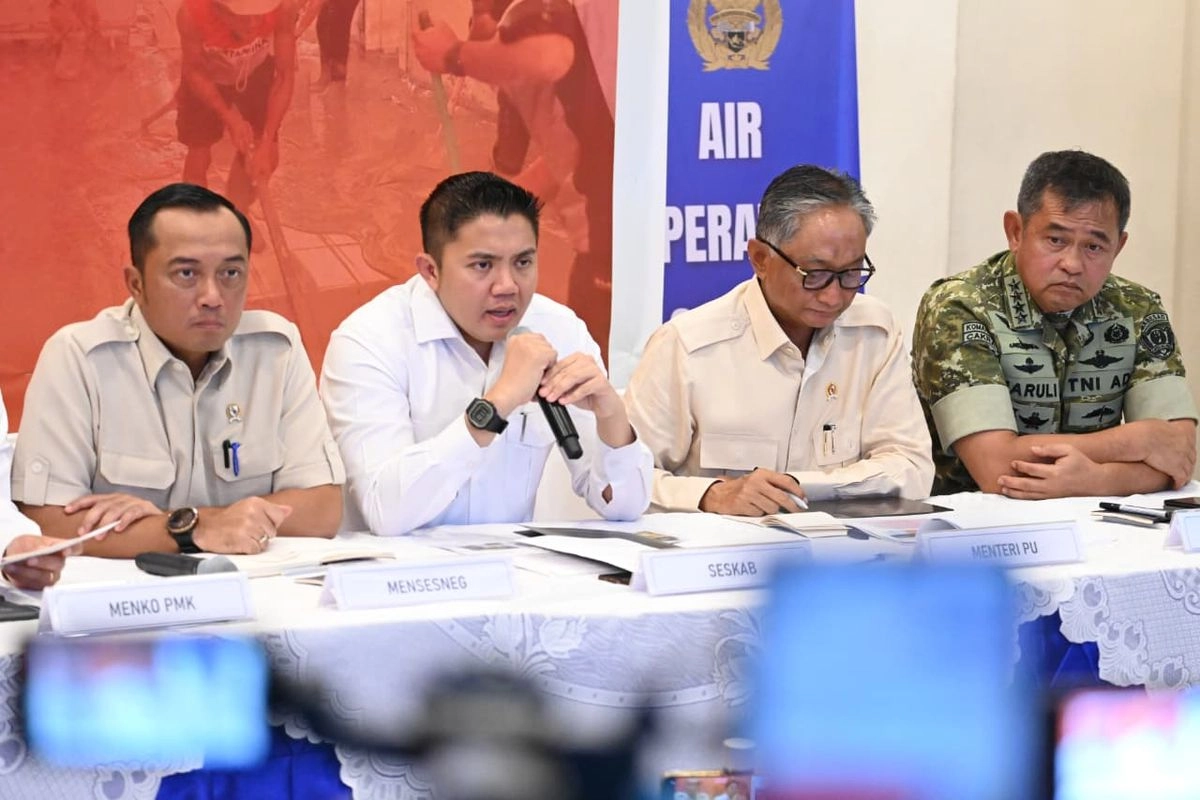 Seskab Teddy: 15.000 Hunian Korban Banjir Sumatera Dibangun Khusus Danantara