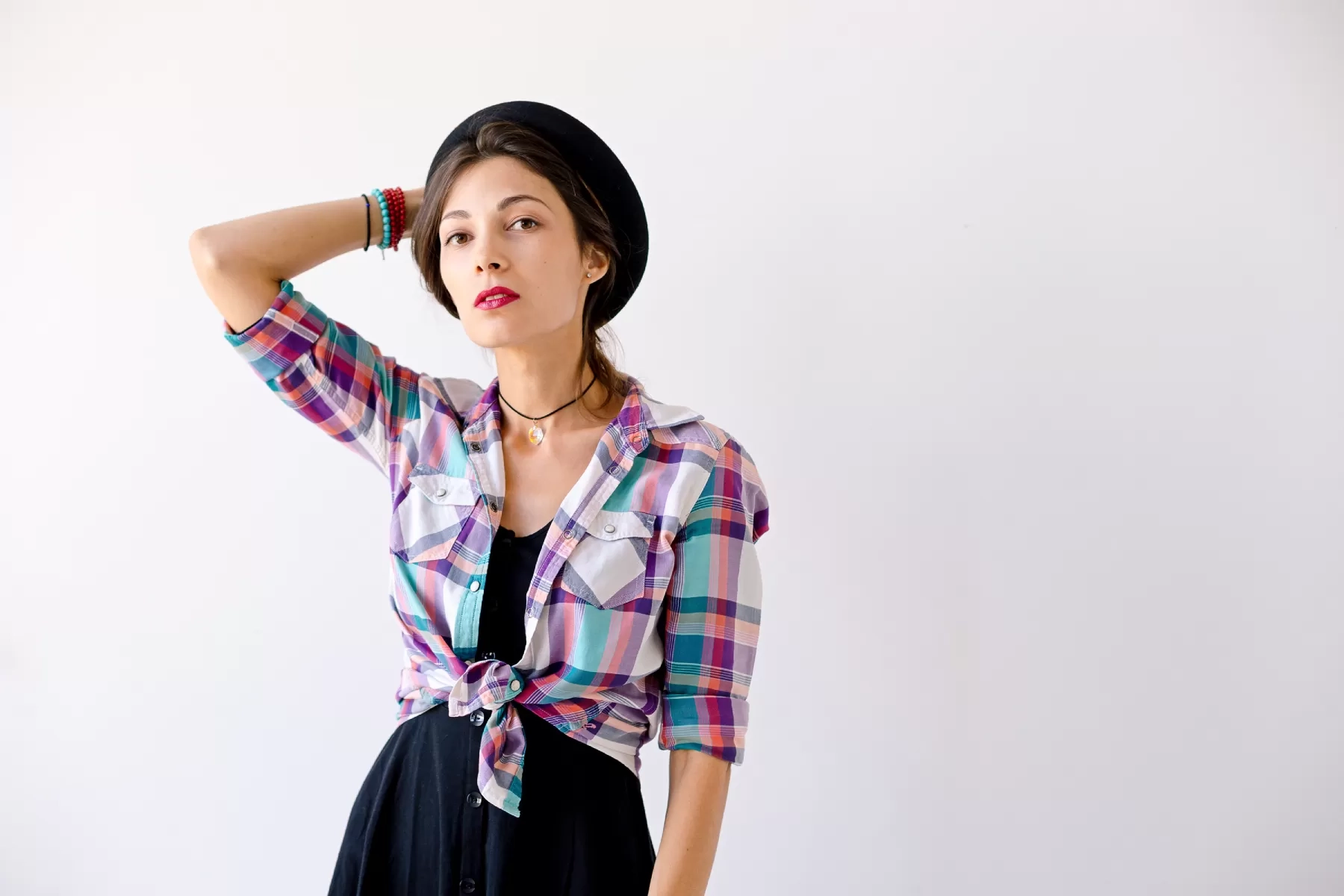 Tren Fashion Wanita 2026: Pertemuan Dua Era, Banyak Pengaruh 90-an dan 80-an