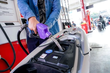 Menteri ESDM Tegaskan Indonesia Stop Impor Solar Mulai 2026