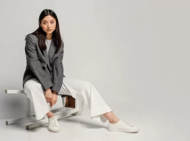 7 Outfit Fesyen 2026 dengan Gaya Minimalis Modern, Bisa untuk Acara Formal Maupun Non Formal