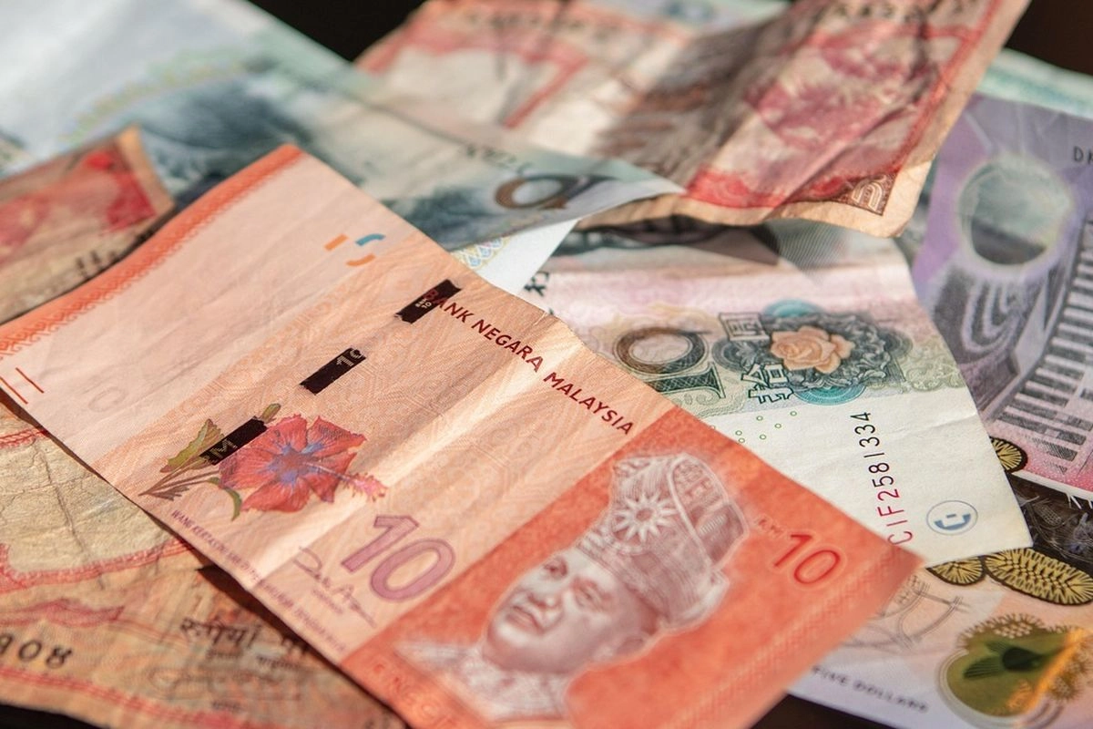 Baht Thailand vs Ringgit Malaysia, Siapa Terkuat di Asia pada 2025?