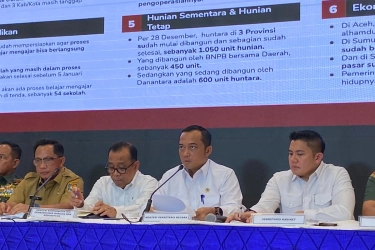 Istana Minta Mendagri Awasi Pungli Pengurusan Dokumen Rusak akibat Banjir