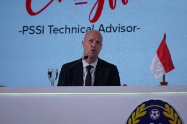 Resmi Jadi Direktur Teknik Ajax, Bagaimana Nasib Jordi Cruyff di PSSI?