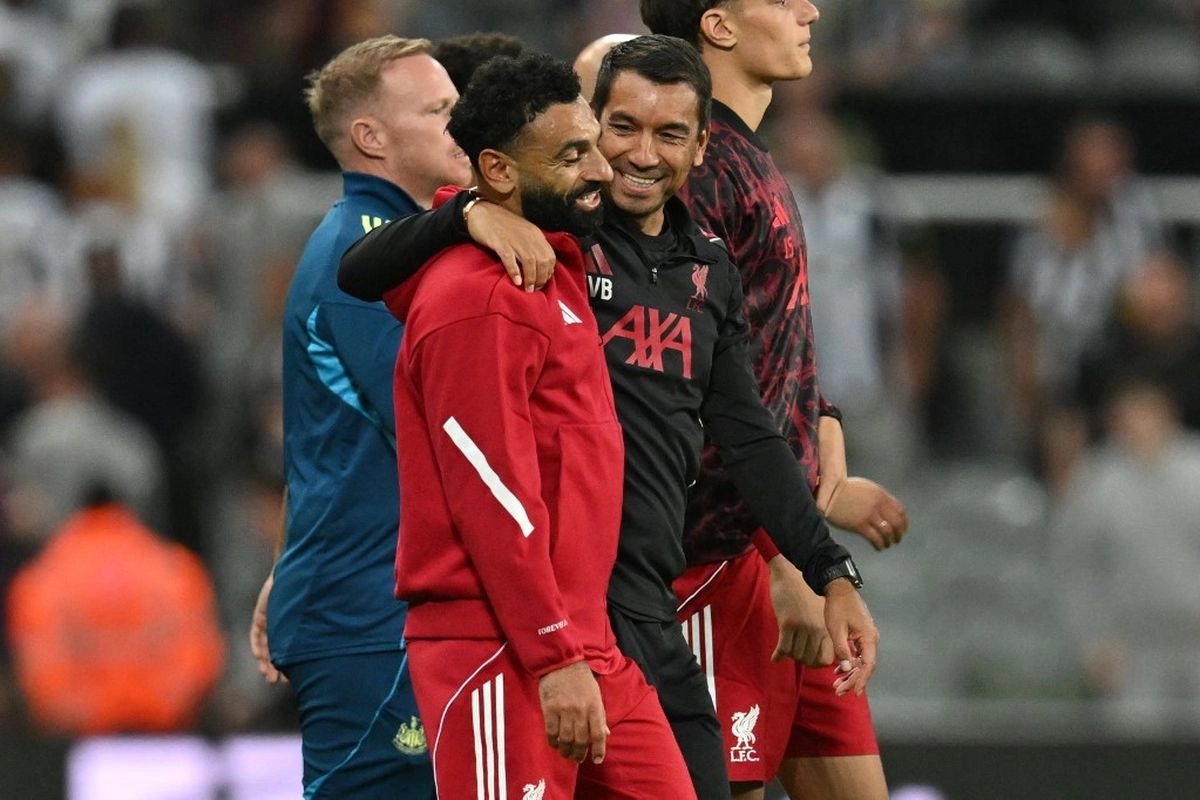 PSSI Sempat Pertimbangkan Giovanni Van Bronckhorst Sebelum Tunjuk John Herdman