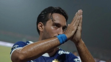 Bos Persija Jakarta Akui Sudah Negosiasi Pemain Bidikan, Ezra Walian?