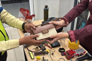 Barang Ketinggalan di Whoosh? Begini Cara Mengambilnya Kembali