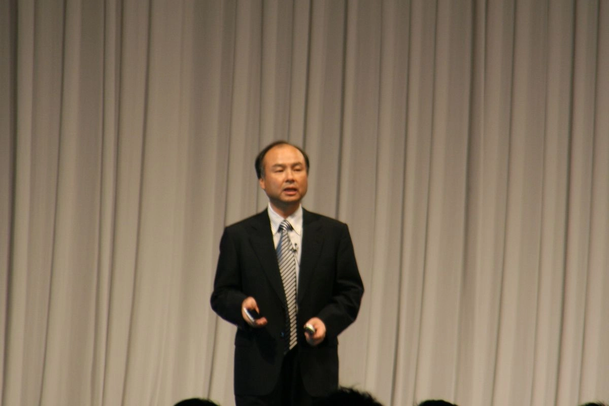 SoftBank Tuntaskan Investasi Rp 670 Triliun ke OpenAI