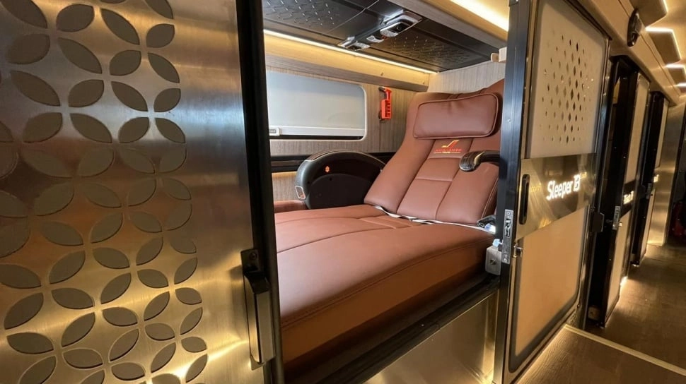 Bus Tingkat Jadi Tren Baru Liburan Jarak Jauh yang Lebih Mewah