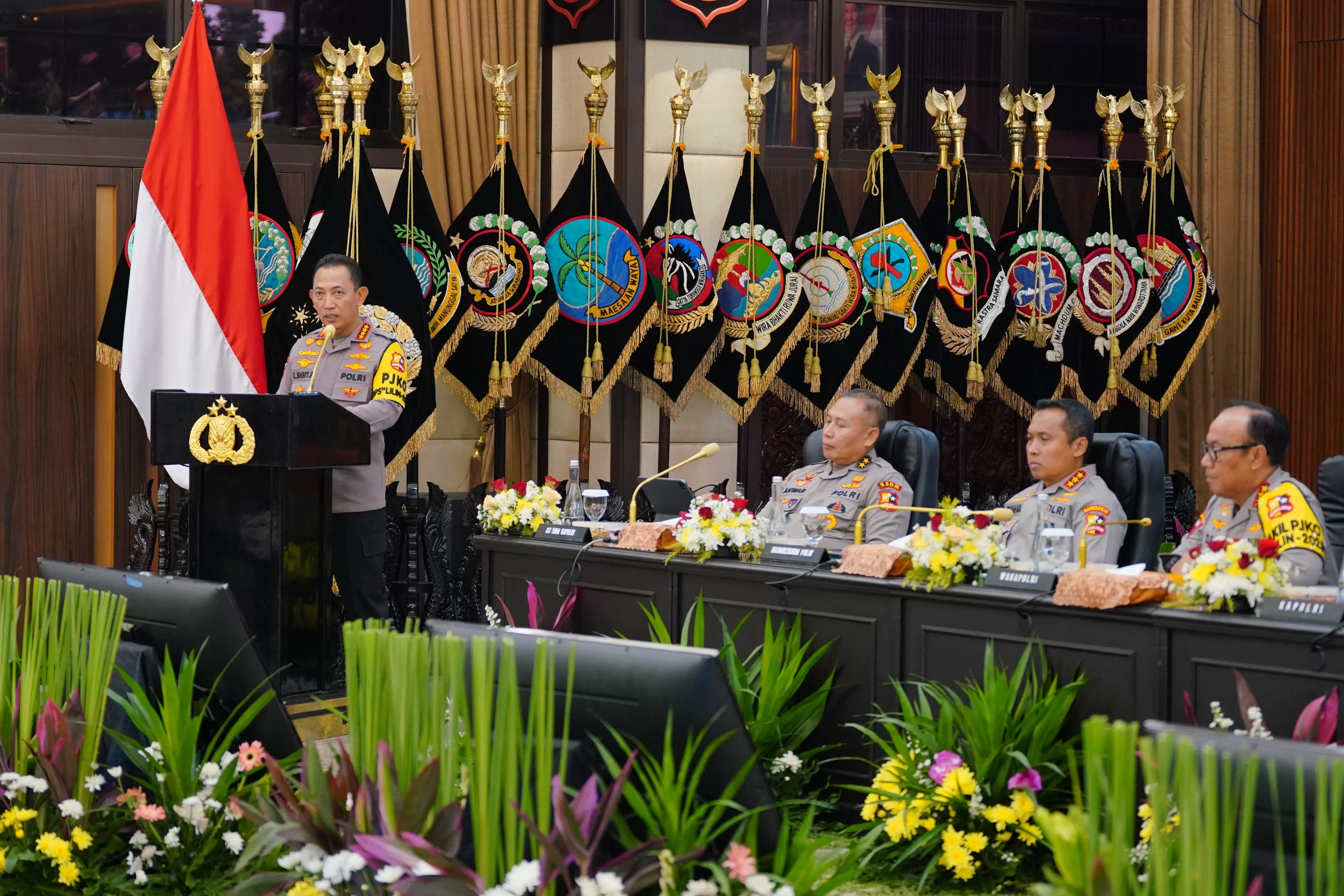 Catatkan Berbagai Capaian Positif Sepanjang 2025, Polri Dinilai Mampu Jaga Stabilitas Keamanan Nasional