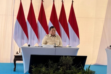 Libur Tahun Baru 2026, Prabowo Pilih Rapat di Aceh Tamiang