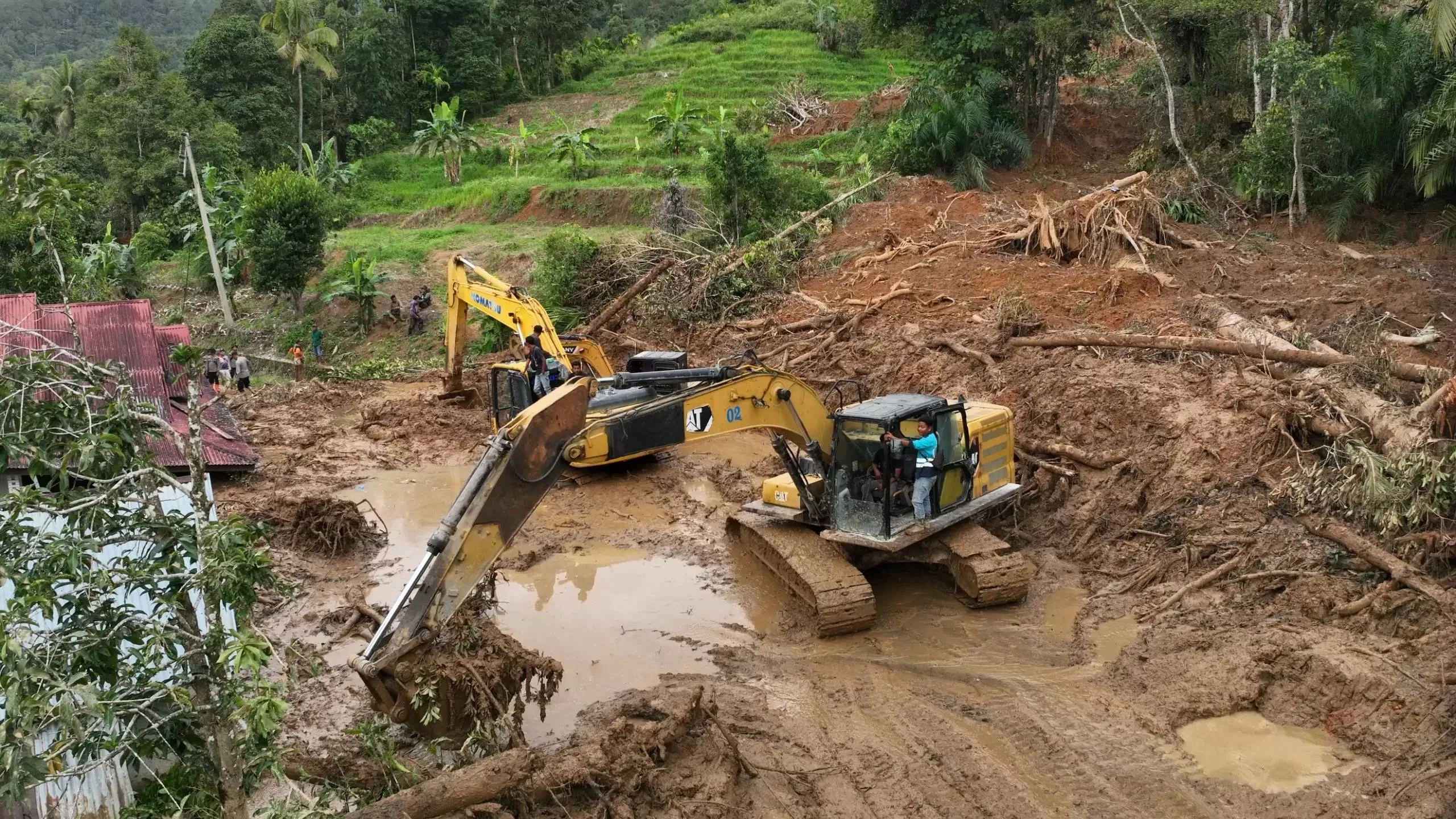 BNPB Sisir Dampak Banjir dan Longsor Susulan di Sumbar dan Aceh, Siap Lakukan OMC 24 Jam Non Stop