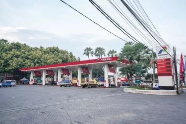 Pertamina Patra Niaga Hadirkan SPBU Berkonsep Rest Area Pantai di Situbondo