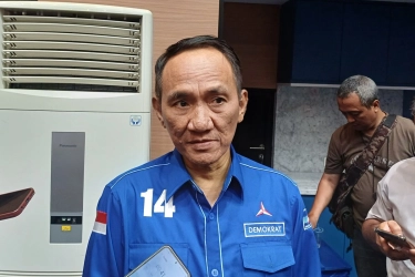 Andi Arief: SBY Difitnah di Isu Ijazah Jokowi, Kita Harus Melawan