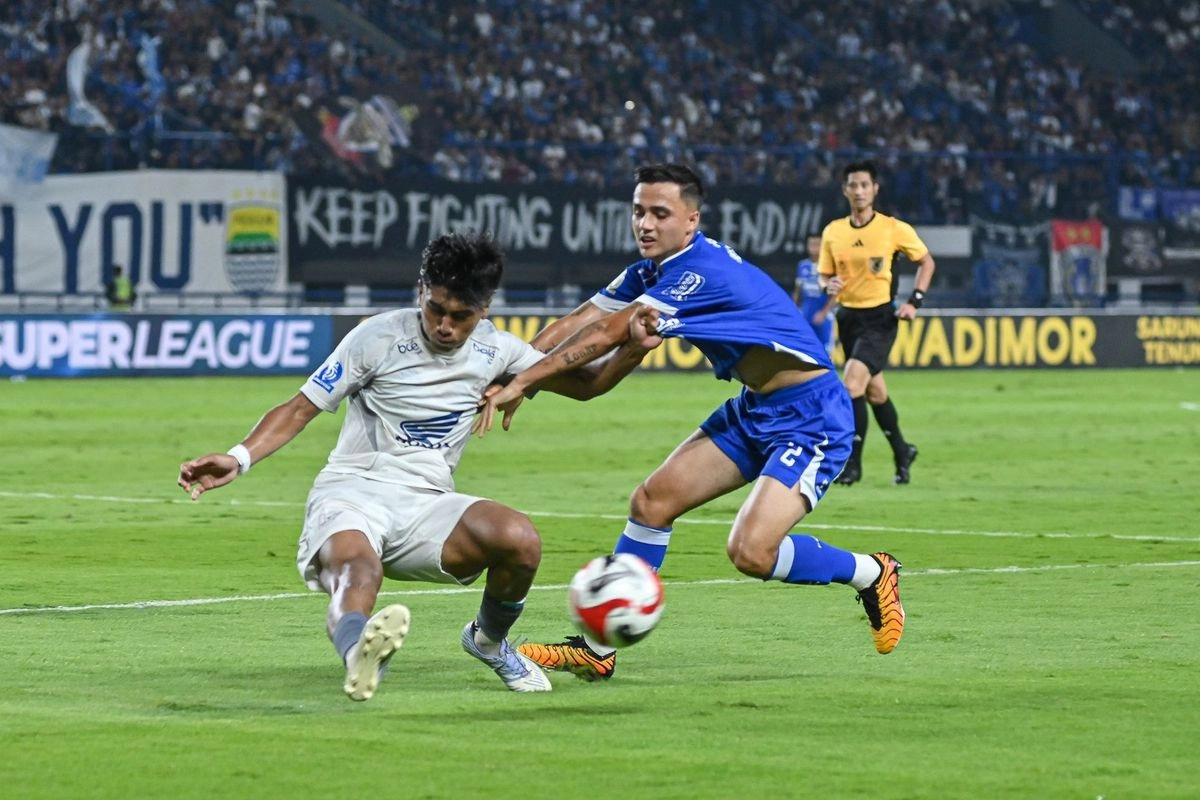 Eliano Reijnders Terancam Absen di Laga Persib Vs Persija