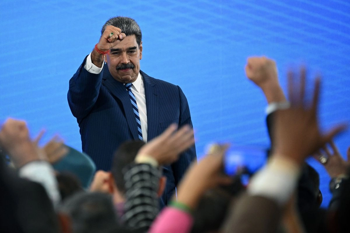 AS Tangkap Presiden Venezuela dan Istri, Terbangkan ke Luar Negeri