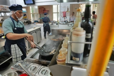 Gas Bumi Jadi Andalan Dapur Restoran Legendaris Surabaya