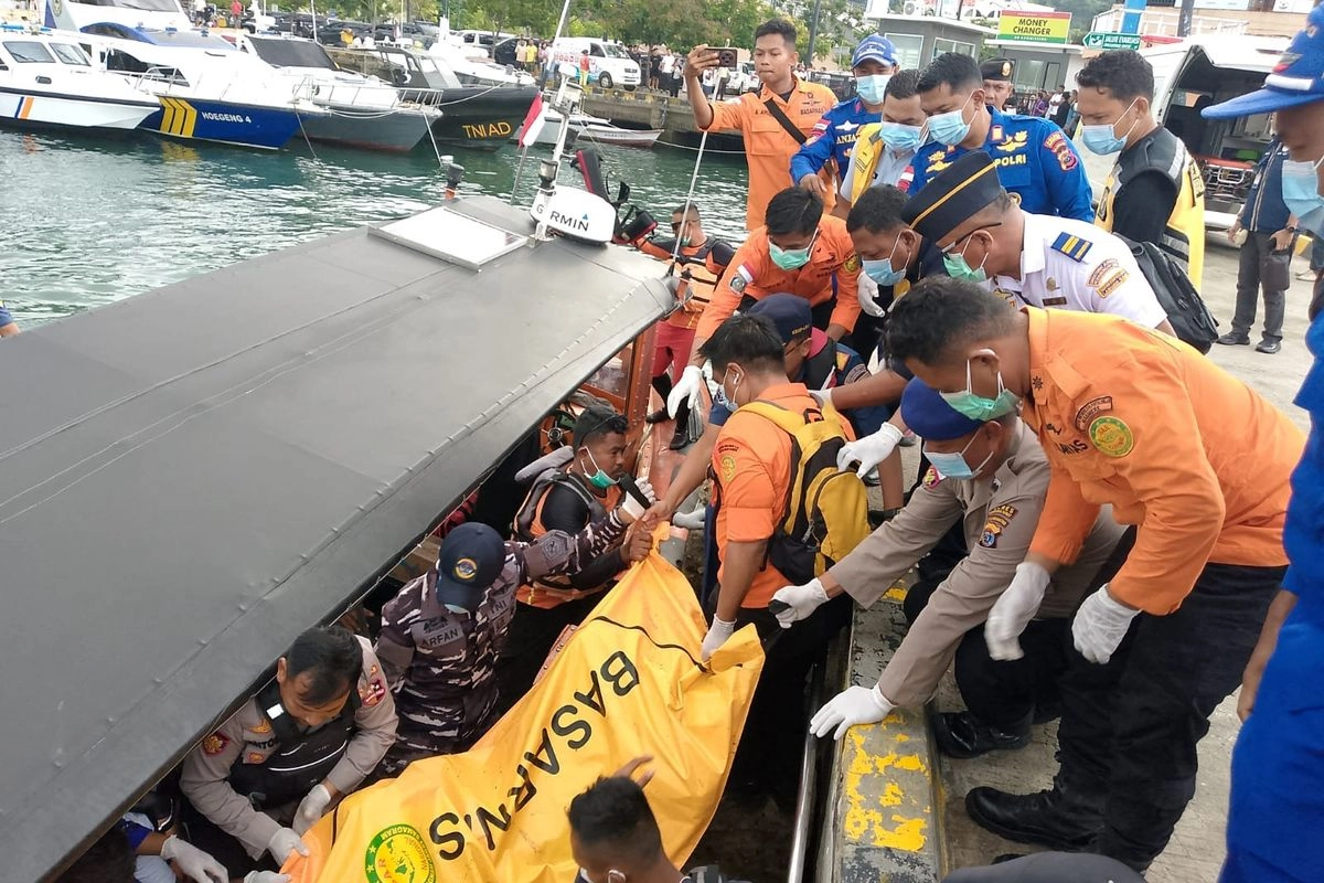 Korban Kapal Tenggelam di Labuan Bajo Ditemukan, Diduga Pelatih Valencia B