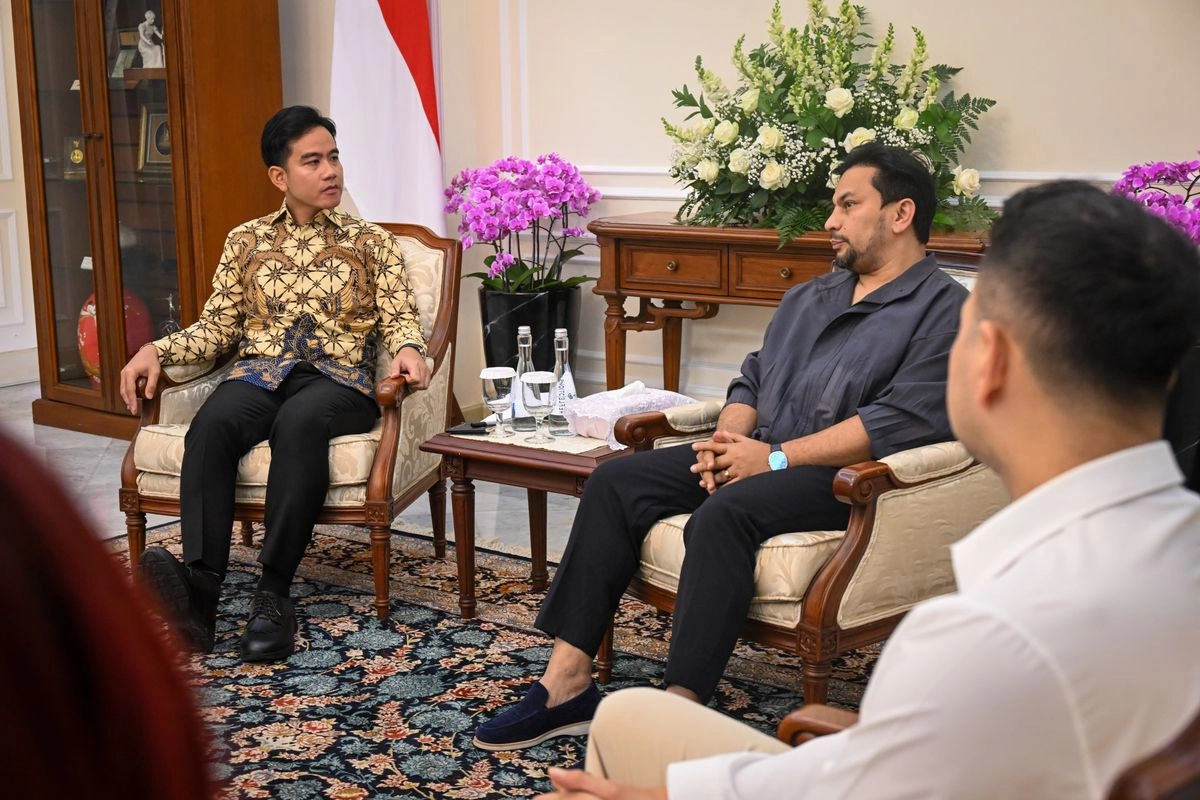 Gibran Bertemu Tompi hingga Raffi Ahmad, Puji Solidaritas Seniman untuk Korban Bencana