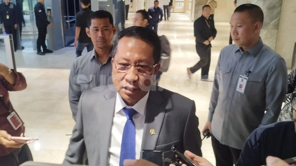Blak-blakan Menkum Supratman: KUHP-KUHAP Produk Politik, Tak Bisa Puaskan Semua Pihak
