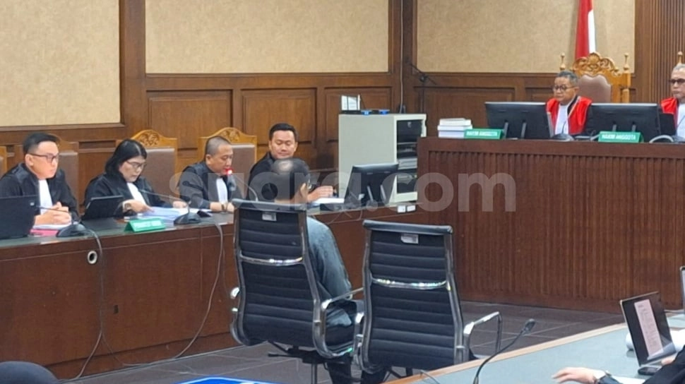 Disambut Pendukung, Nadiem Makarim Jalani Sidang Kasus Chromebook Usai 2 Kali Ditunda