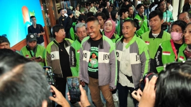 Driver 001 Angkatan Pertama Gojek Ikut Hadiri Sidang Nadiem Makarim