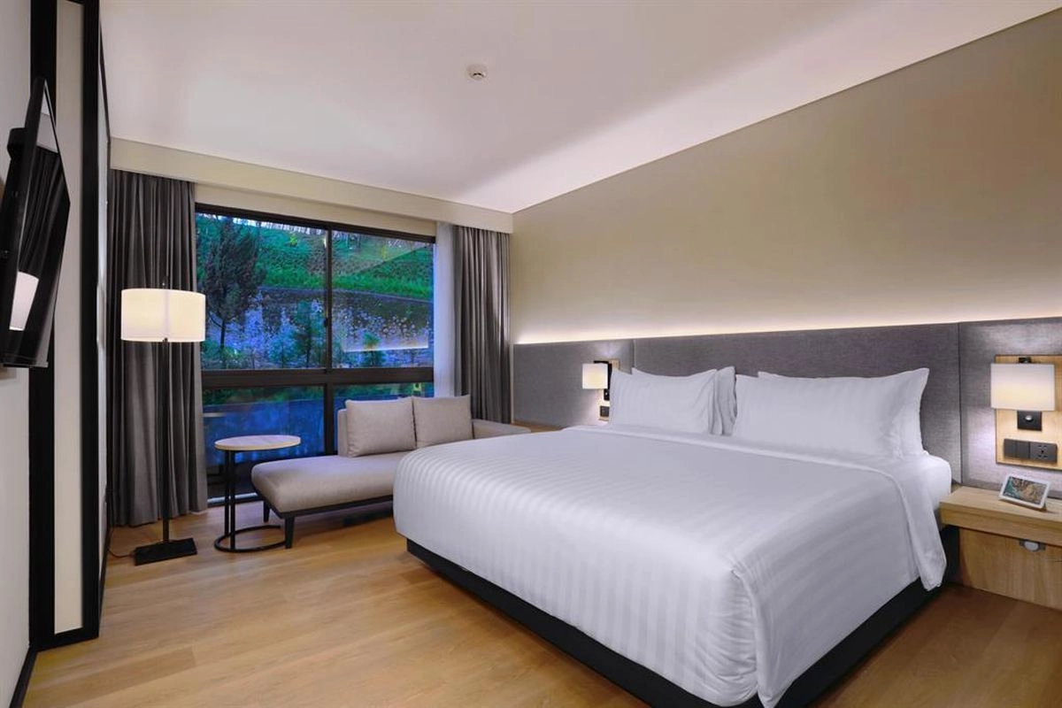 Apa yang Dicari Turis Arab Saat Menginap di Hotel Puncak?