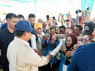 Tak Hanya Sejahterakan Petani, Prabowo Ingin Anak-anak Petani Jadi Insinyur hingga Jenderal