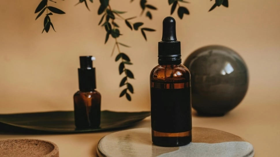5 Rekomendasi Hair Oil Rosemary untuk Cegah Kebotakan dan Rambut Rontok di Usia 30-an