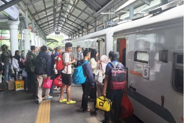 5 Pilihan Kereta Malam Jakarta–Kediri Favorit Penumpang, Nyaman untuk Perjalanan Jarak Jauh