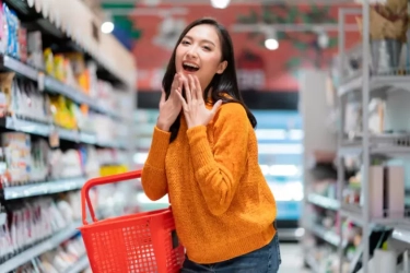 9 Hal yang Biasanya Dilakukan Orang di Toko Swalayan yang Menunjukkan Bahwa Tidak Ada yang Menunggu Mereka di Rumah