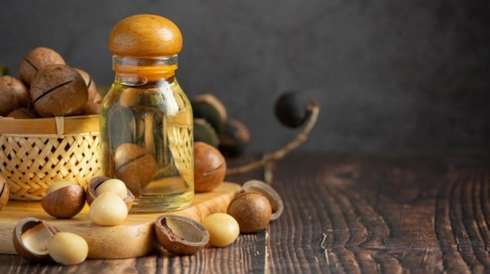 5 Rekomendasi Minyak Kemiri untuk Alis agar Tebal dan Halus, Wajib Dicoba!