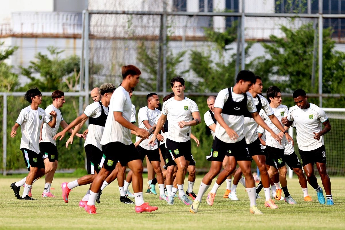 Jadwal Siaran Langsung Persebaya Vs Malut United di Super League