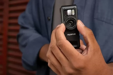 Fujifilm Rilis Instax Mini Evo Cinema, Kamera Instan yang Bisa Rekam Video dan Punya Filter Vintage