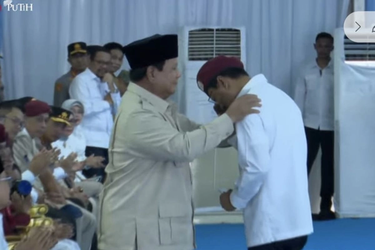 Tangis Bahagia Mensos, Sekolah Rakyat Harus Dikenang Sebagai Peristiwa Sejarah Berkat Prabowo