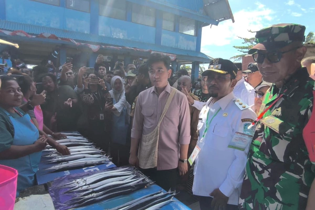 Harapan Mama Papua Saat Gibran Blusukan di Biak Numfor