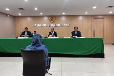 KPK Jatuhkan Sanksi Berat Auditor sekaligus Istri Tersangka Kasus K3 Kemenaker