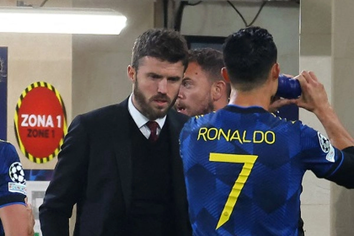 Man United Akan Beri Carrick Dana Belanja Pemain, Kompatriot Ronaldo Masuk Target