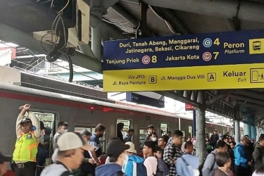 Perjalanan KRL Tanjung Priok dan Cikarang Kembali Normal Pagi Ini