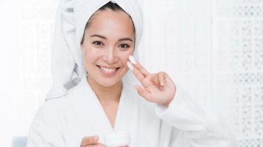 Moisturizer Apa yang Bikin Cerah? Ini 7 Pilihan Terbaik buat Wajah Kamu