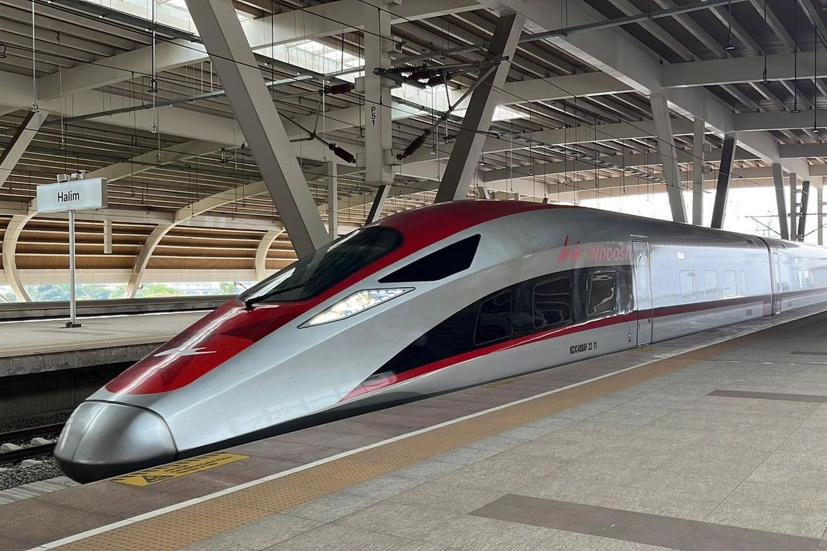 Long Weekend Mau Ke Mana? Ada Promo Tiket Whoosh Rp 200.000 Spesial Isra Miraj