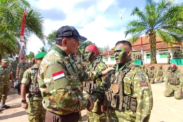 Menhan Sjafrie ke Prajurit: Pengabdian di TNI Tak Seperti Tukang Sulap