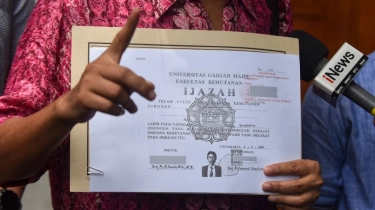 Gugatan Dikabulkan, Komisi Informasi Pusat Wajibkan KPU Serahkan Salinan Ijazah Jokowi