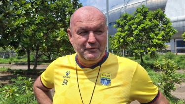 Persib Bandung Jadi Juara Paruh Musim, Bojan Hodak Minta Pemain Tak Cepat Puas